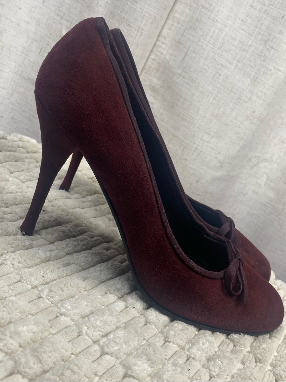 Stuart Weitzman Burgundy Suede High Heel Pumps Ballet Bow Stilettos Size